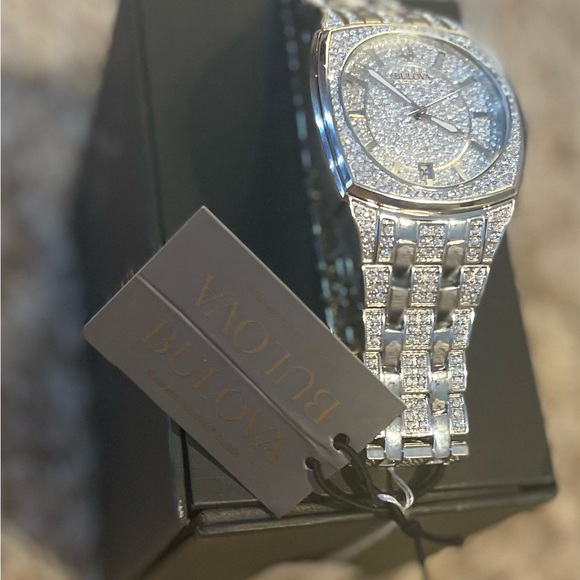 Bulova Men’s Watch - Picture 3 of 4